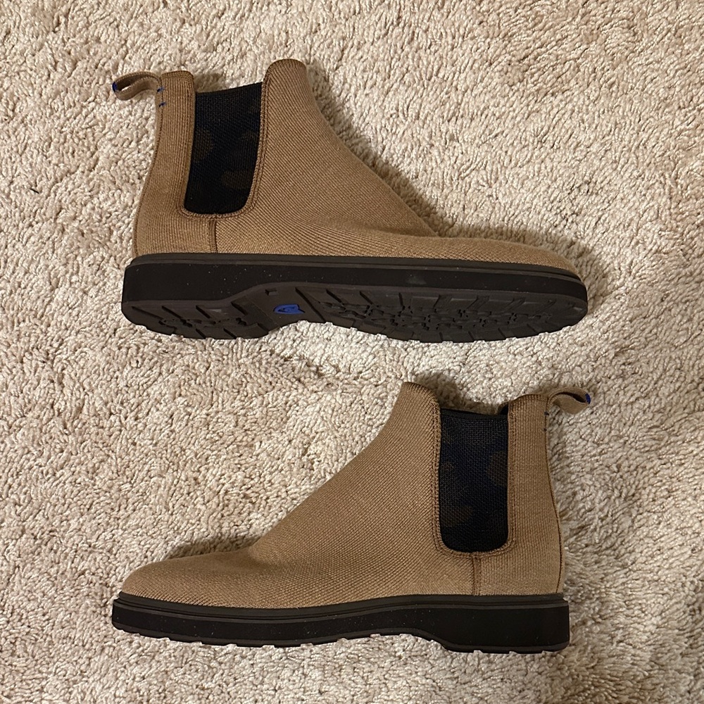 Rothy’s Men’s Tan Chelsea Boots 8